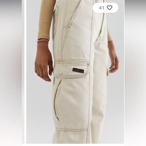 Urban outfitters slouchy skate jeans cream 28